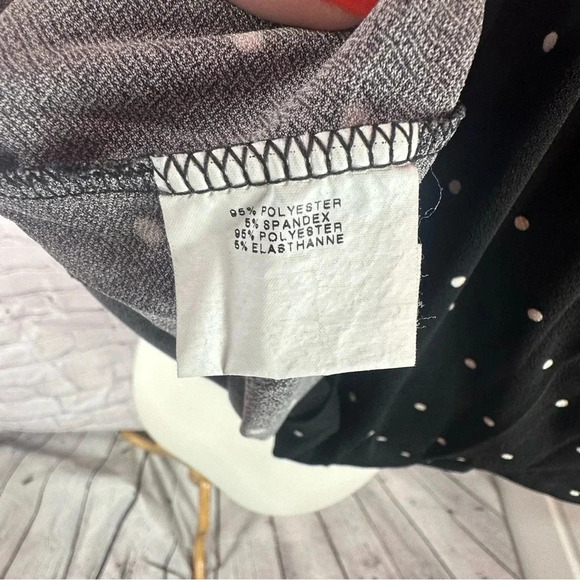 Maternity a pea in the pod maternity top size XS - Picture 6 of 7